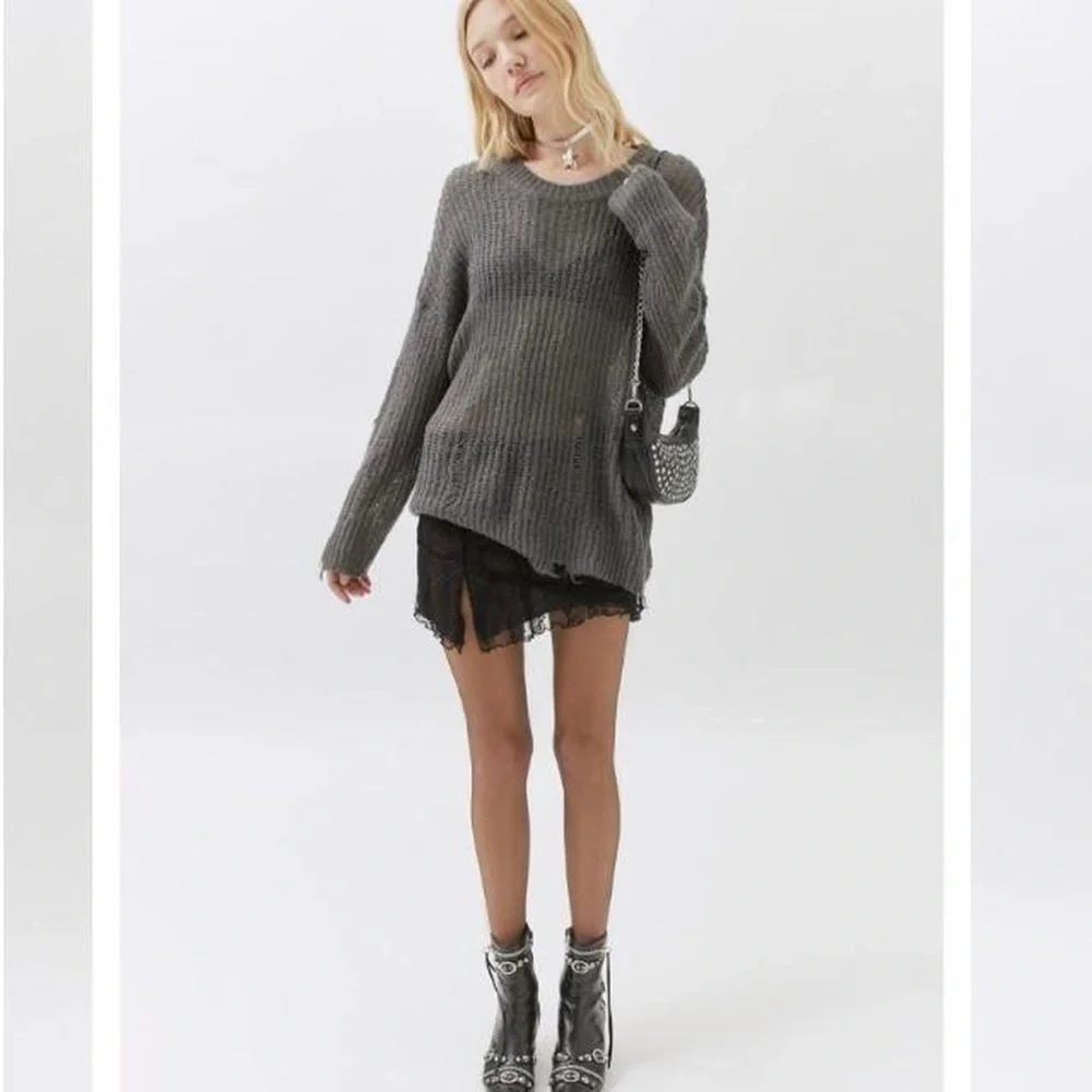 Urban Outfitters Oversized Alston Distressed Knit Pullover Sweater, size small. - Picture 1 of 11